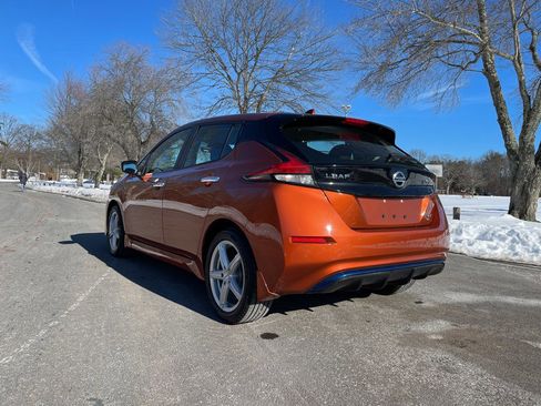 Used 2021 Nissan Leaf SV Plus image 9