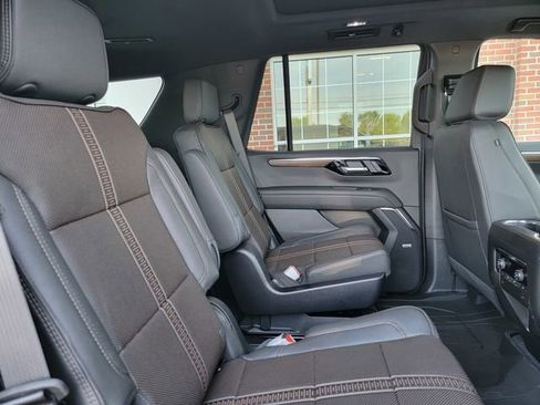 New 2025 Chevrolet Tahoe High Country image 17