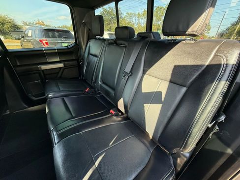 Used 2020 Ford F150 Lariat w/ Equipment Group 502A Luxury image 15