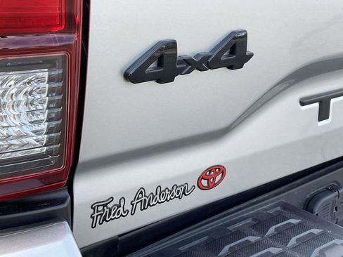 Used 2023 Toyota Tacoma SR5 w/ Technology Package image 11