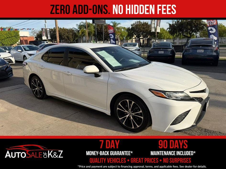 Used 2020 Toyota Camry SE FWD image 11