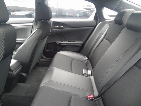 Used 2020 Honda Civic Sport image 5