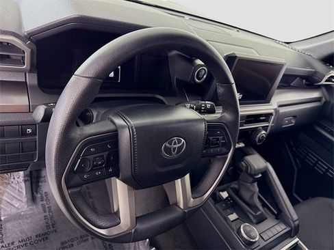 Certified 2025 Toyota 4Runner SR5 image 9