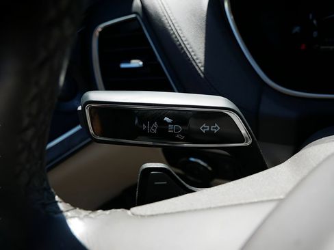 Used 2020 Lincoln Nautilus Reserve FWD image 27