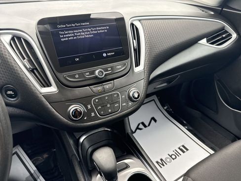 Used 2023 Chevrolet Malibu LT image 19