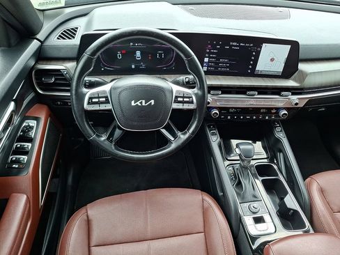 Used 2023 Kia Telluride EX AWD/4WD image 2
