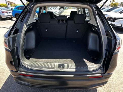 Used 2024 Honda HR-V LX image 8