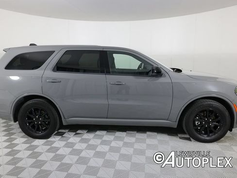 Used 2025 Dodge Durango GT RWD image 4