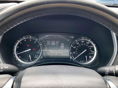 Used 2021 Toyota Highlander XLE FWD image 26
