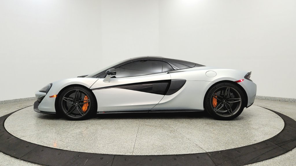 Used 2019 McLaren 570S Spider RWD image 2