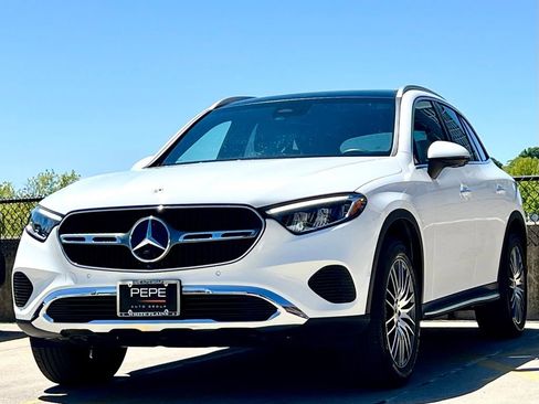 Certified 2023 Mercedes-Benz GLC 300 4MATIC image 4
