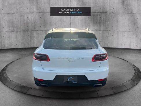 Used 2018 Porsche Macan Sport Edition AWD/4WD image 6