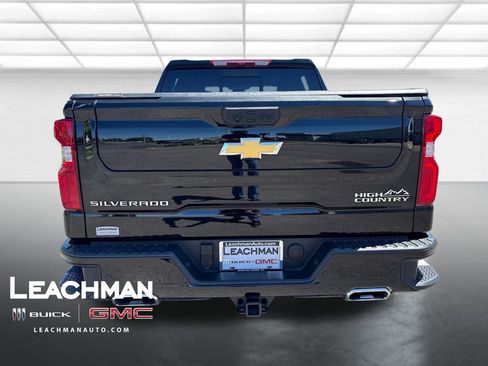Certified 2026 Chevrolet Silverado 1500 High Country w/ High Country Premium Package AWD/4WD image 5