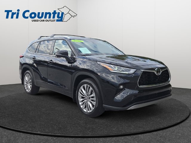 Certified 2026 Toyota Highlander Platinum AWD/4WD image 1