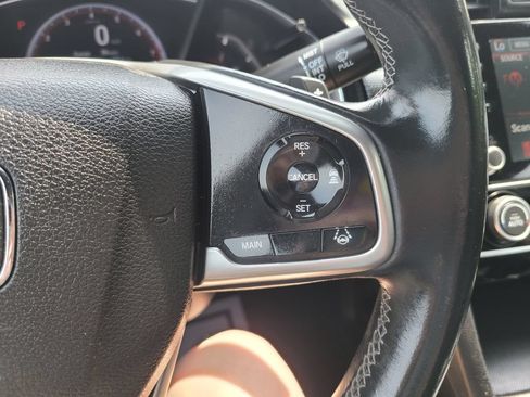 Used 2019 Honda Civic Sport image 16