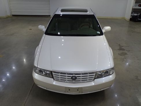 Used 2000 Cadillac Seville STS w/ Convenience Pkg FWD image 23