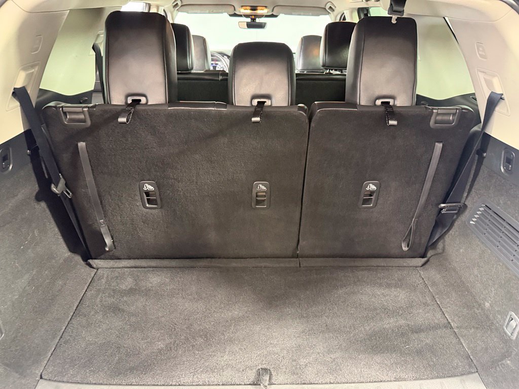 Used 2025 Nissan Pathfinder SL FWD image 20