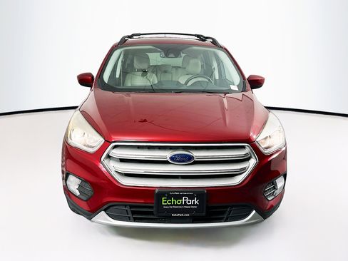 Used 2018 Ford Escape SEL w/ Ford Safe & Smart Package FWD image 2