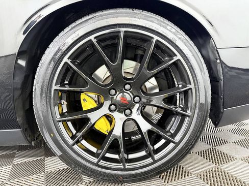 Used 2016 Dodge Challenger R/T Scat Pack RWD image 29