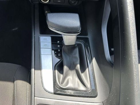 Used 2022 Hyundai Elantra SEL FWD image 20