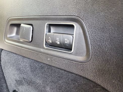 Used 2022 Mercedes-Benz GLS 450 4MATIC image 9