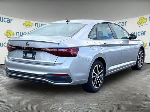 Used 2025 Volkswagen Jetta Sport FWD image 6
