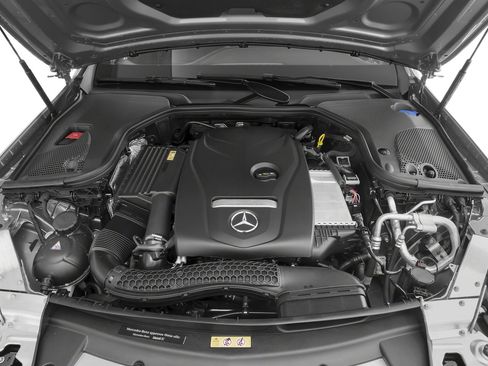 Used 2018 Mercedes-Benz E 300 image 61