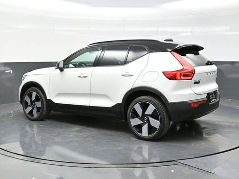Used 2023 Volvo XC40 Recharge Ultimate w/ Protection Package Premier image 4