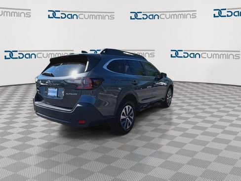Used 2024 Subaru Outback Premium AWD/4WD image 8