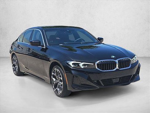 Used 2026 BMW 330i xDrive Sedan w/ Premium Package AWD/4WD image 6