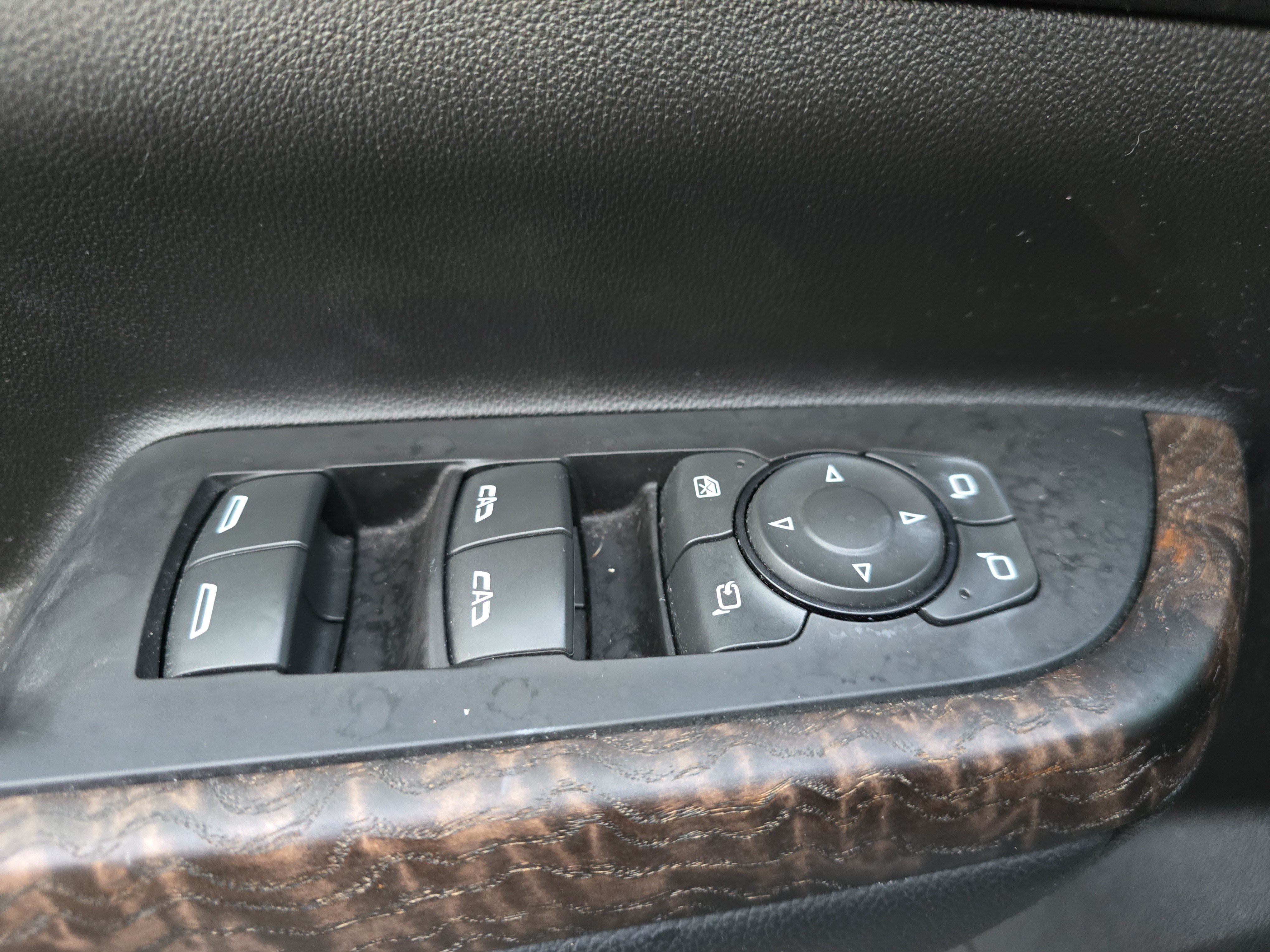 Used 2023 GMC Acadia Denali w/ Denali Technology Package AWD/4WD image 21