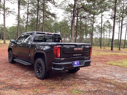 Used 2023 GMC Sierra 1500 AT4X image 3