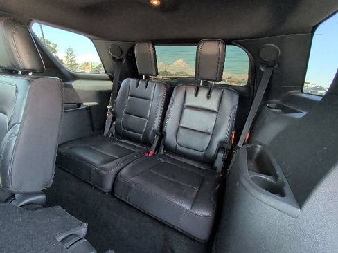 Used 2018 Ford Explorer Sport w/ Equipment Group 401A AWD/4WD image 15