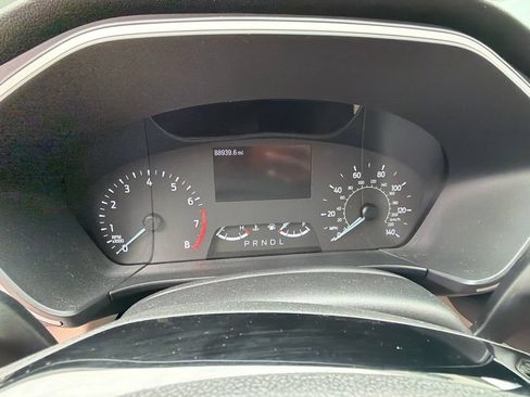 Used 2022 Ford Escape SE w/ Cold Weather Package AWD/4WD image 11