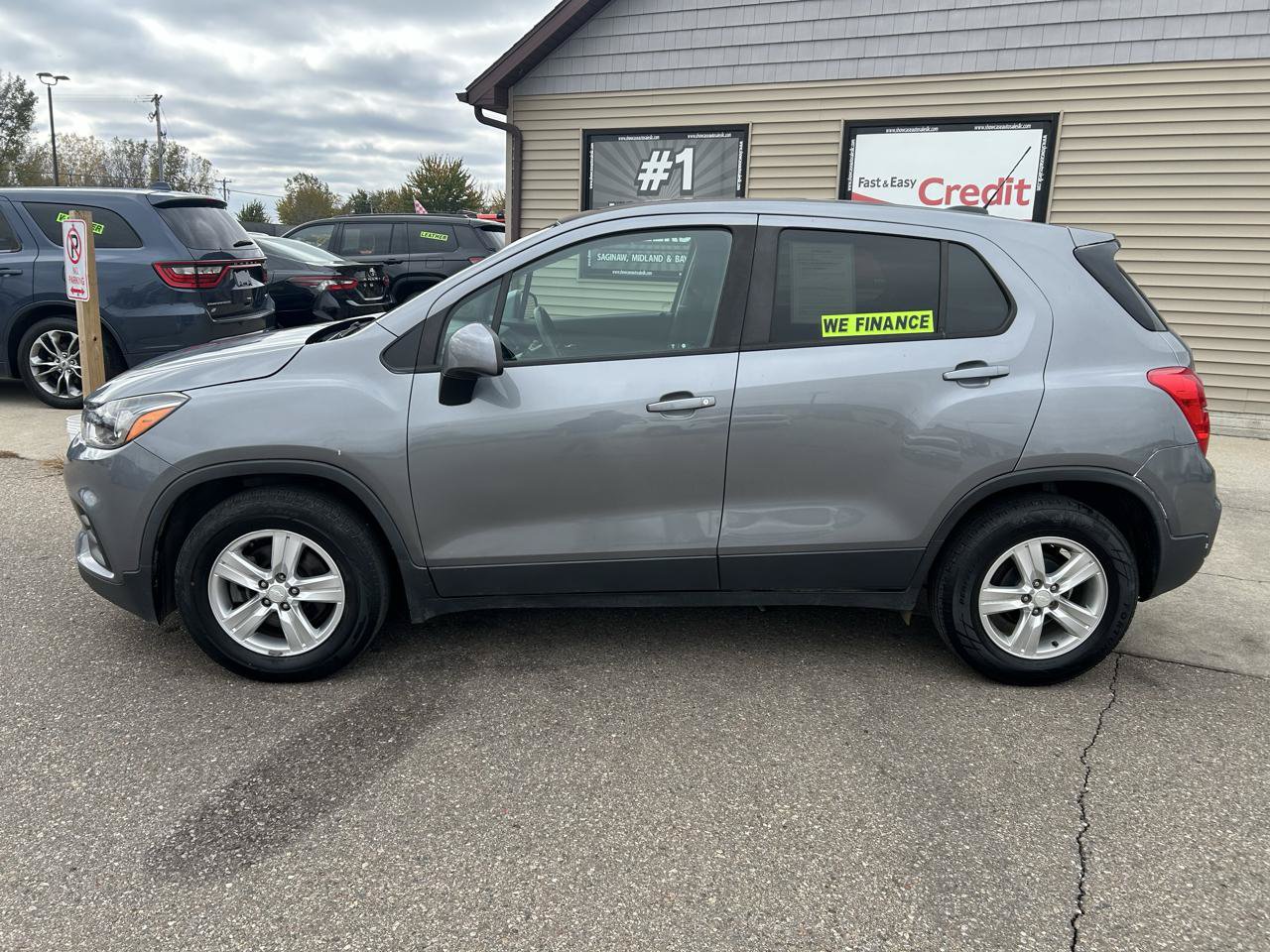 Used 2020 Chevrolet Trax LS w/ Tint and Cruise Package FWD image 8