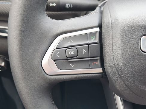 New 2026 Jeep Compass Latitude AWD/4WD image 35