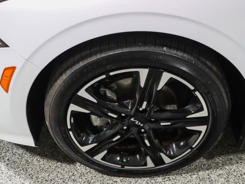 Used 2023 Kia K5 GT-Line w/ GT-Line Premium Package image 11