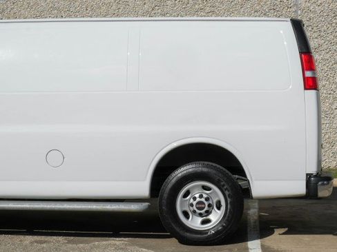 Used 2020 GMC Savana 2500 w/ Driver Convenience Package image 17