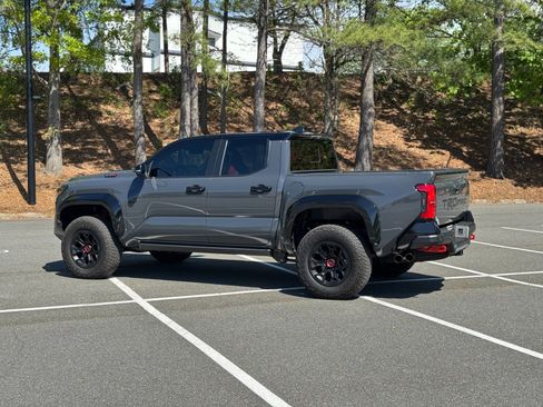 Used 2025 Toyota Tacoma TRD Pro image 7