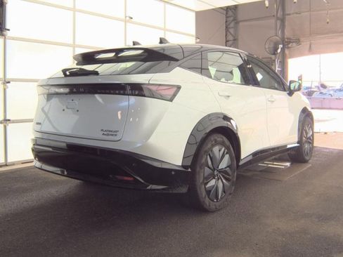Used 2023 Nissan Ariya image 2