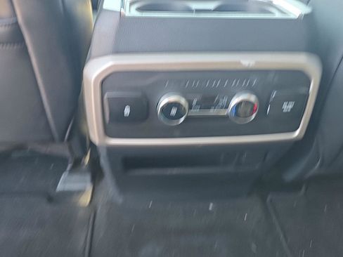 Used 2024 Ford Expedition Max XLT AWD/4WD image 17