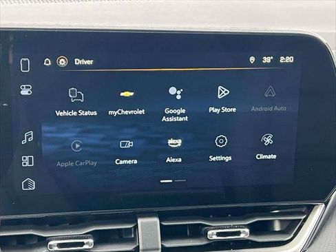 Used 2025 Chevrolet Equinox LT w/ Convenience Package II image 31