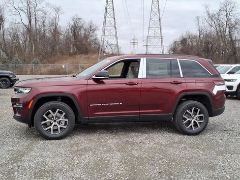 New 2025 Jeep Grand Cherokee Limited image 2