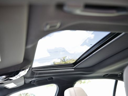 Used 2026 BMW 530i w/ Premium Package image 15