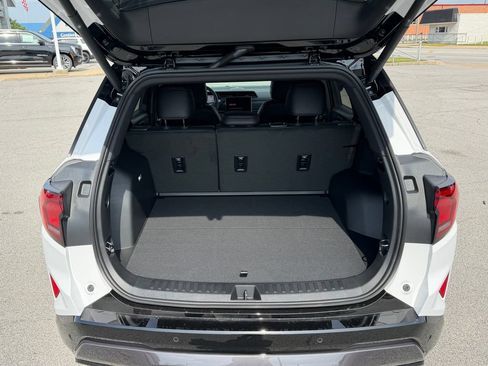 New 2027 GMC Terrain AT4 w/ Convenience Package III AWD/4WD image 8