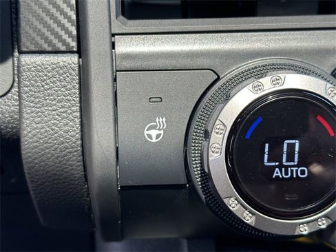 Used 2024 Toyota Tacoma TRD Pro image 23