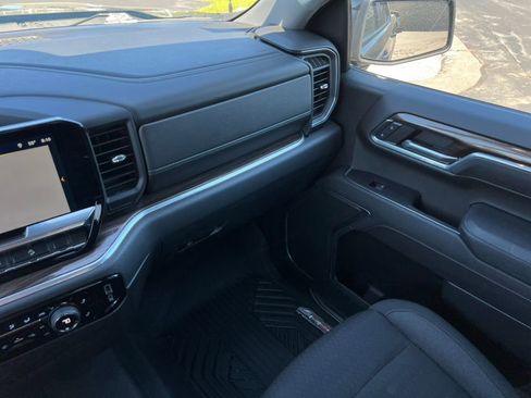 Used 2023 Chevrolet Silverado 1500 RST w/ Z71 Off-Road Package AWD/4WD image 33