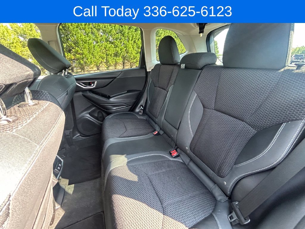 Used 2023 Subaru Forester Premium AWD/4WD image 16