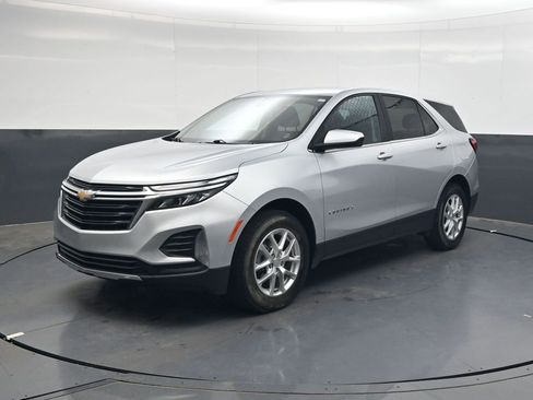 Used 2022 Chevrolet Equinox LT FWD image 8