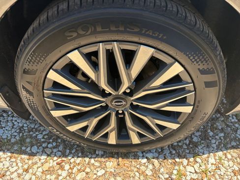 Used 2025 Nissan Altima 2.5 SV FWD image 31